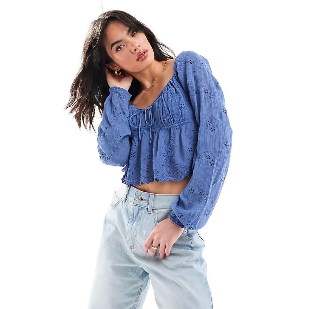 Hollister Blue Eyelet Embroidered Peplum Crop Top Long Sleeve Cottagecore Size L